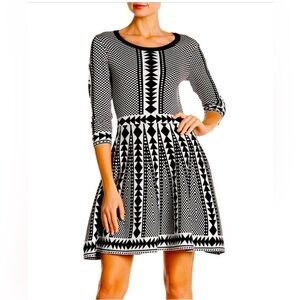 NWT Nina Leonard Geometric Print Sweater Dress Size Small